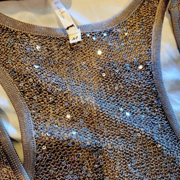 Willow and Clay sequins top NWOT - Picture 6 of 8